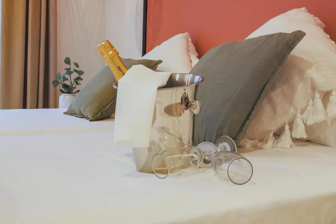 Apartamentos Magna Sevilla Seville
