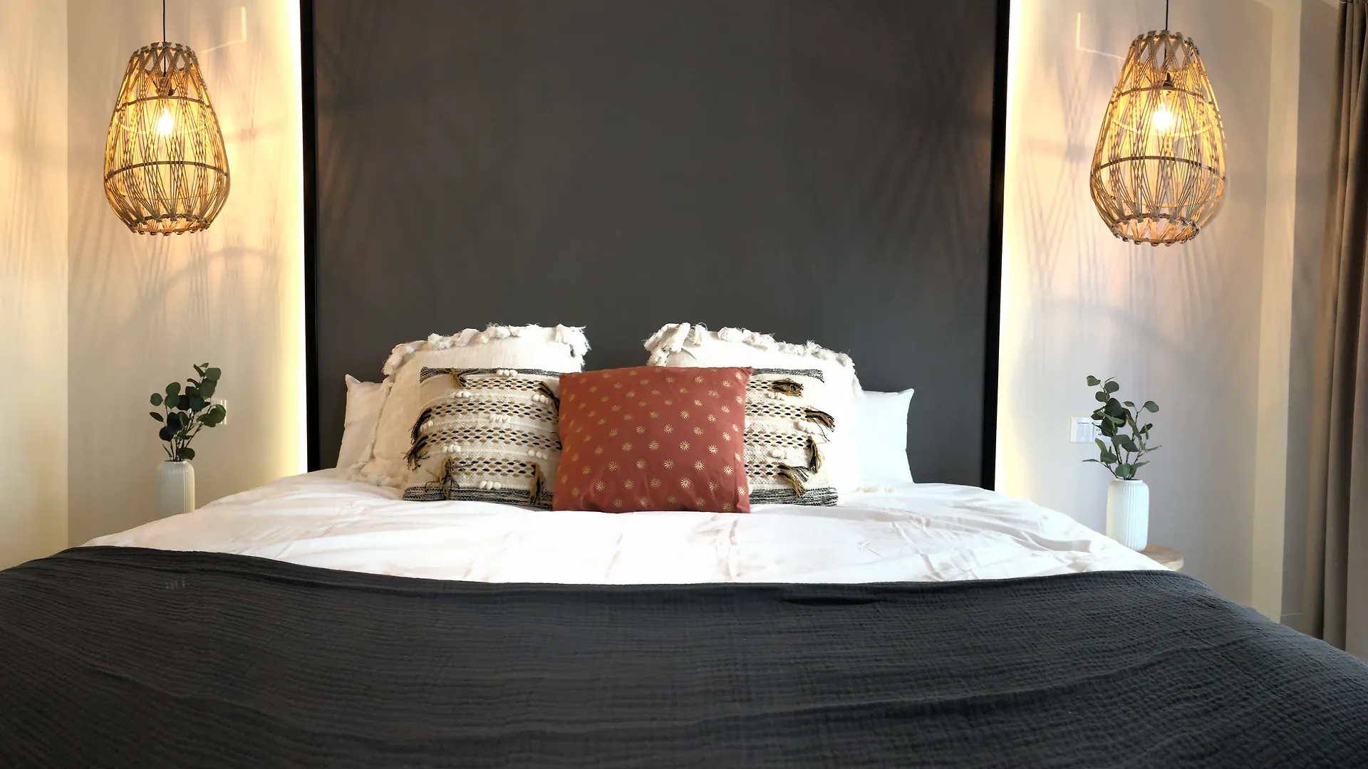 Apartamentos Magna Sevilla Seville