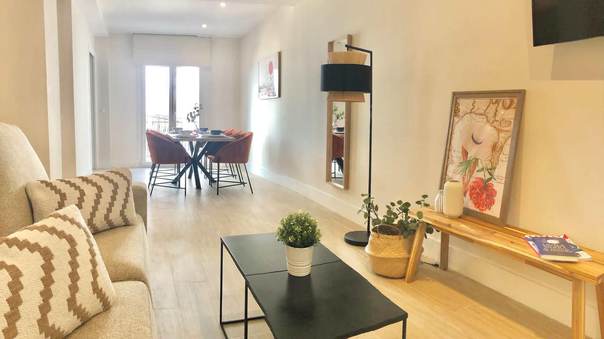 ** Aparthotel Apartamentos Magna Sevilla Spain