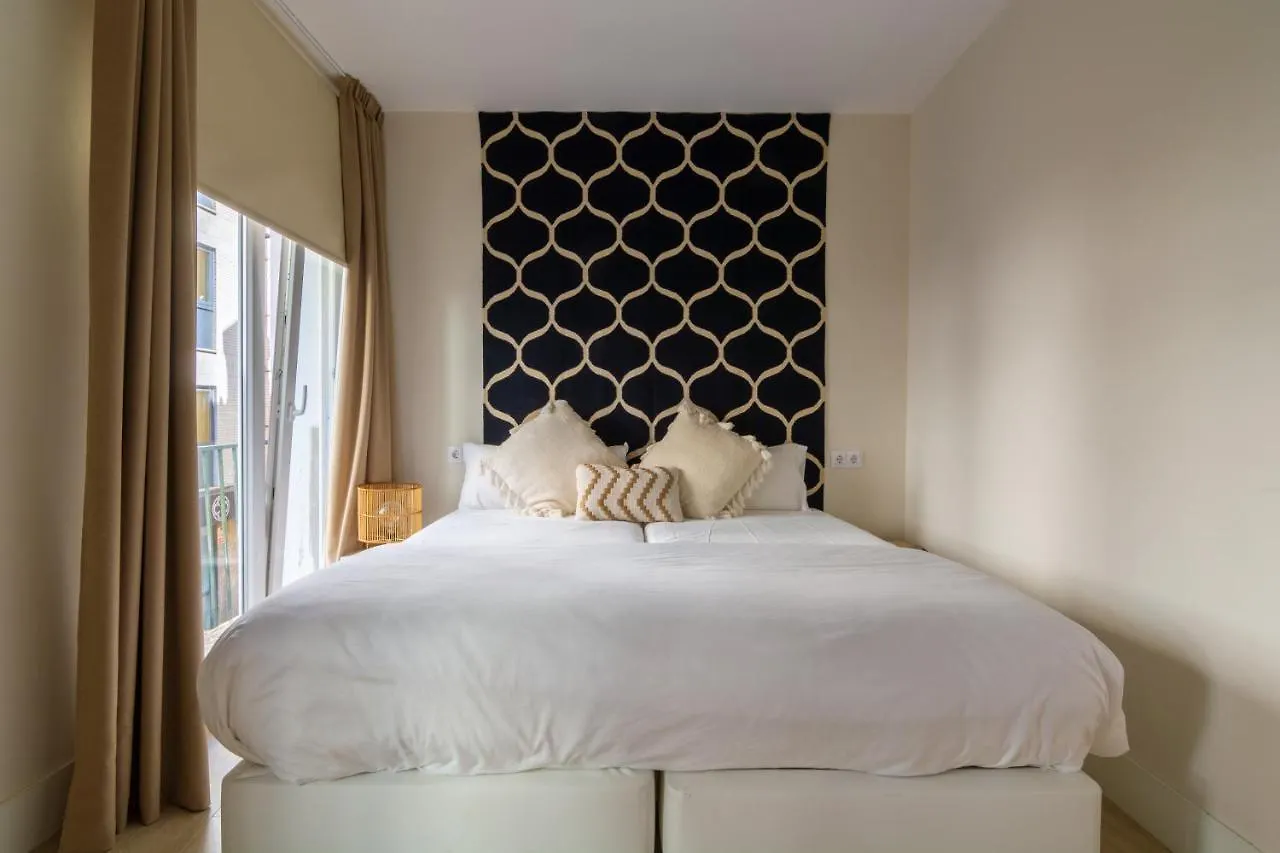 Apartamentos Magna Sevilla Aparthotel