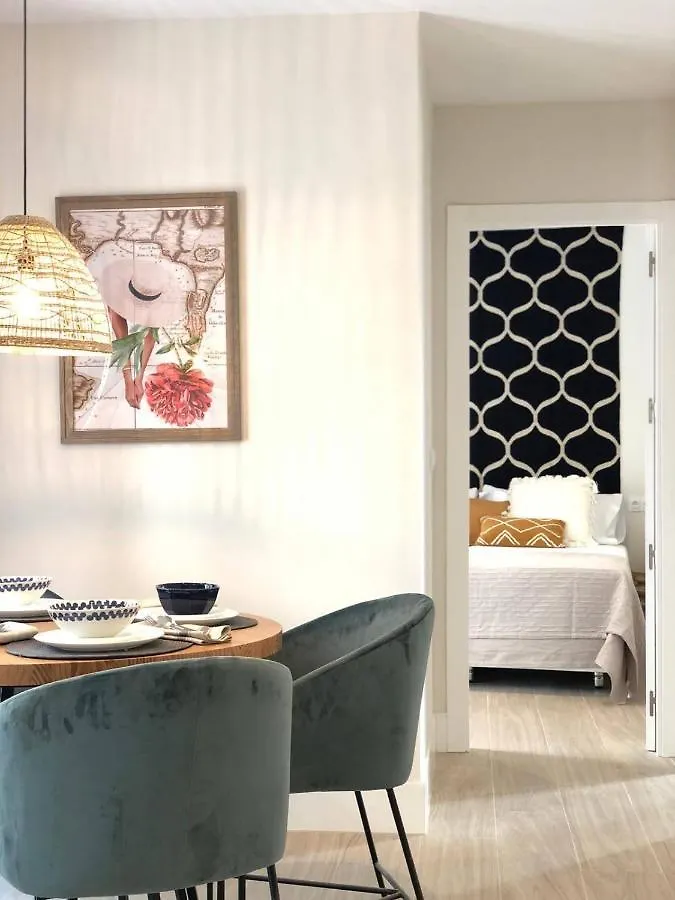 Apartamentos Magna Sevilla Aparthotel