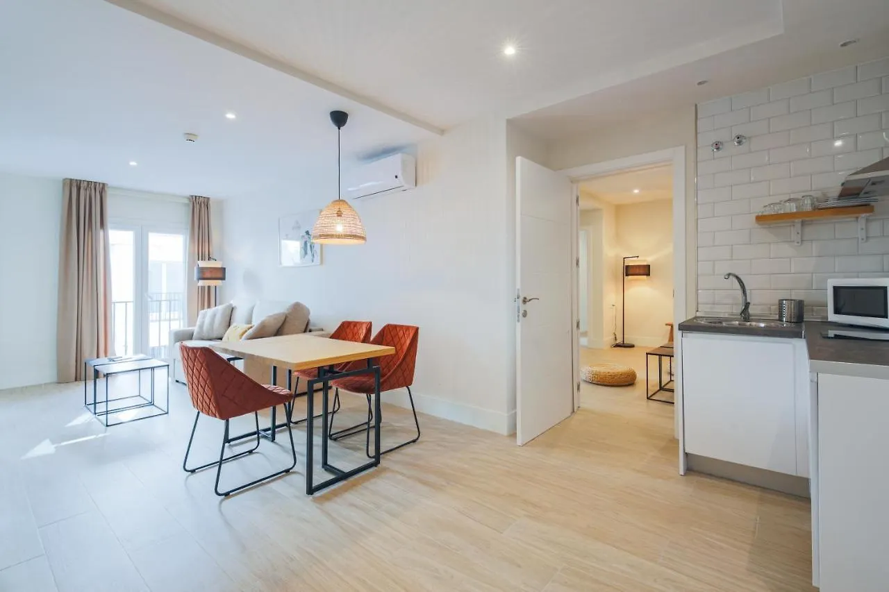 Apartamentos Magna Sevilla Aparthotel