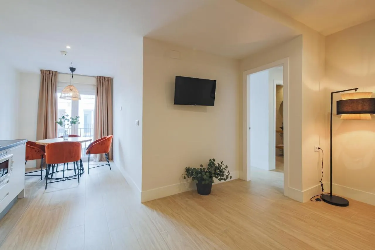 Apartamentos Magna Sevilla Seville