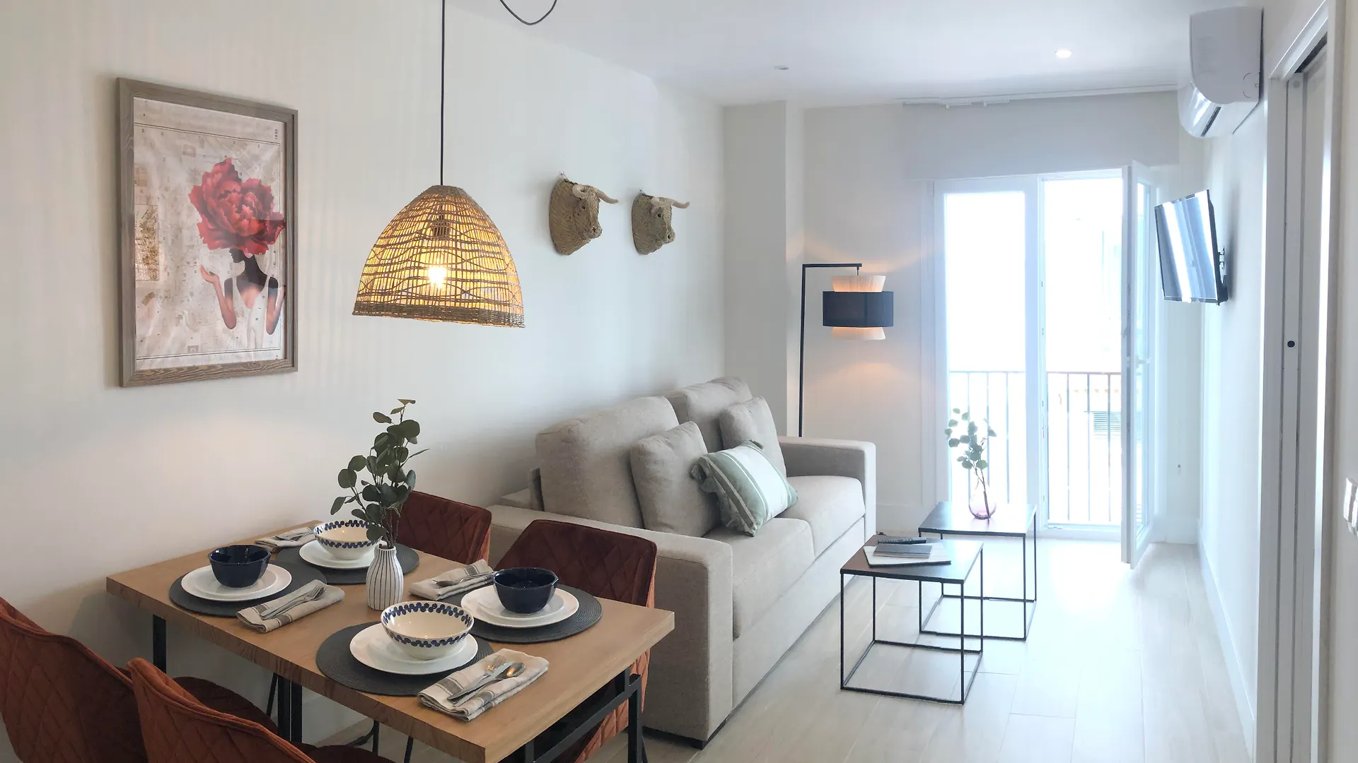 Apartamentos Magna Sevilla Aparthotel